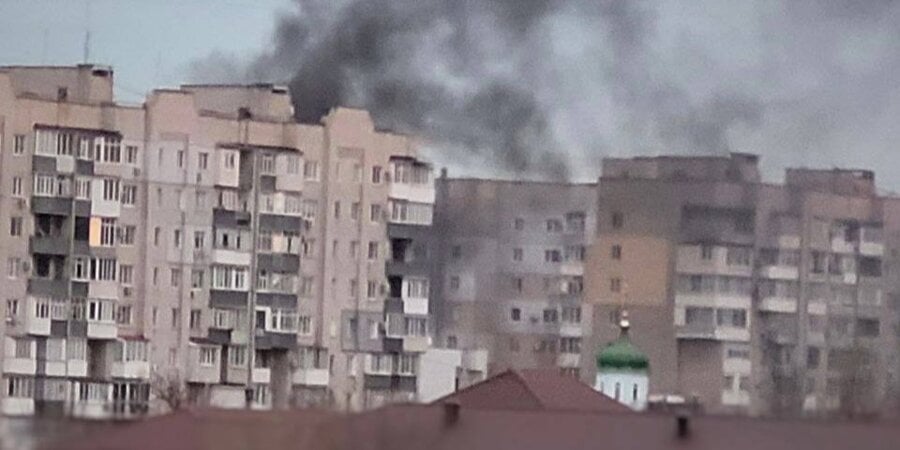 Мер Мелітополя повідомив про декілька вибухів у різних частинах міста