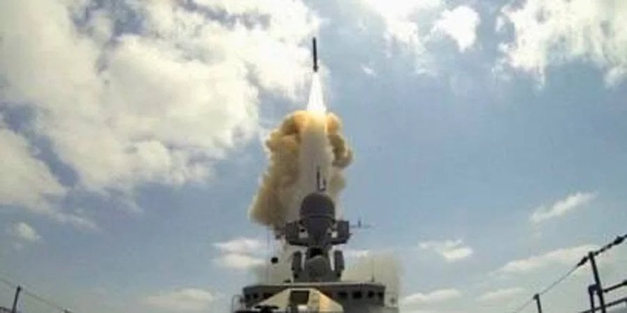 Росія тримає три ракетоносії в Чорному морі — ОК Південь