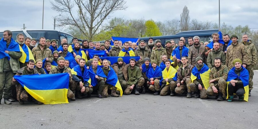 Україна повернула ще 130 полонених у рамках великого великоднього обміну