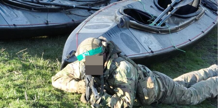 Україна за кордоном готує бойових байдарочників для форсування Дніпра — ЗМІ