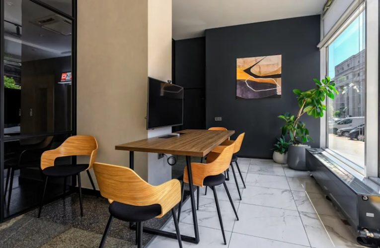 Страви та подача в ресторані Black Sea